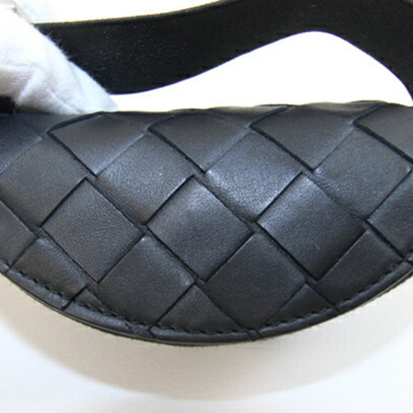BOTTEGA VENETA Black Leather Intrecciato Pouch - Picture 7 of 10